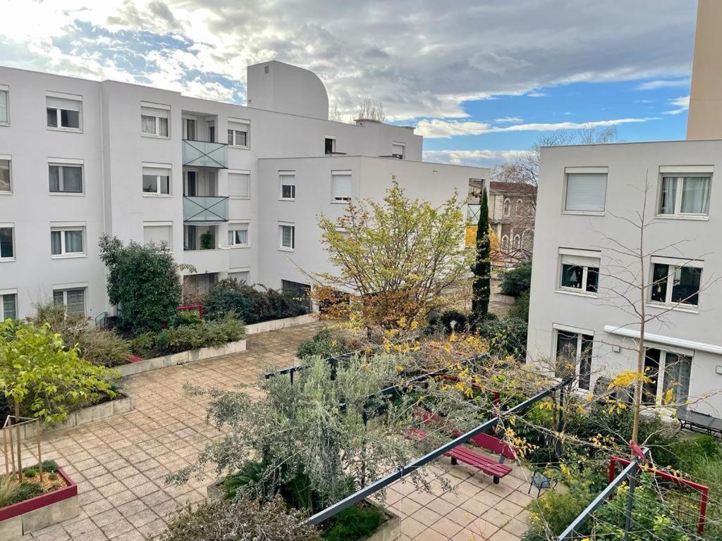 Le Cocon Art Deco Apartment Caluire-et-Cuire Luaran gambar
